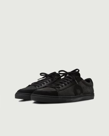 Alternative view of Low 1 | Anthracite