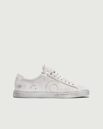 Low 1 | White Wall (Orthopedic)