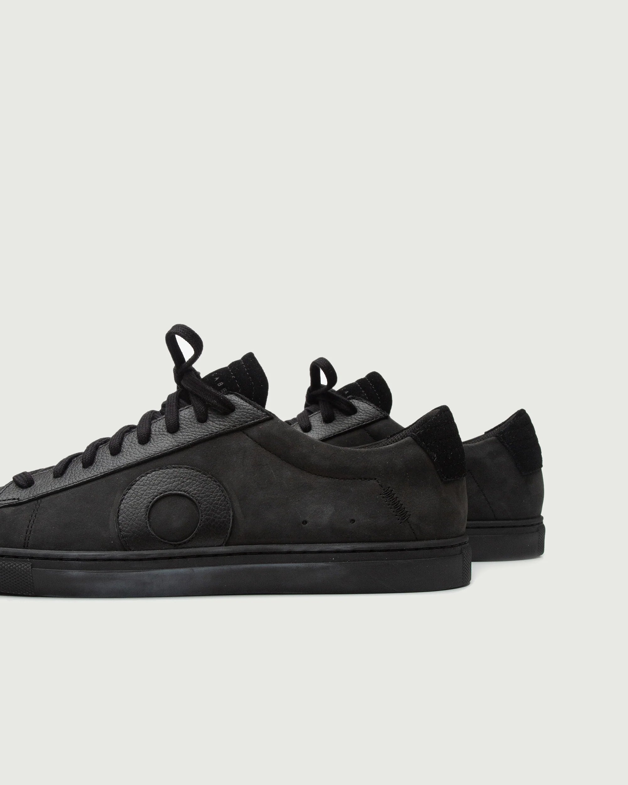 Low 1 | Anthracite - Image 3