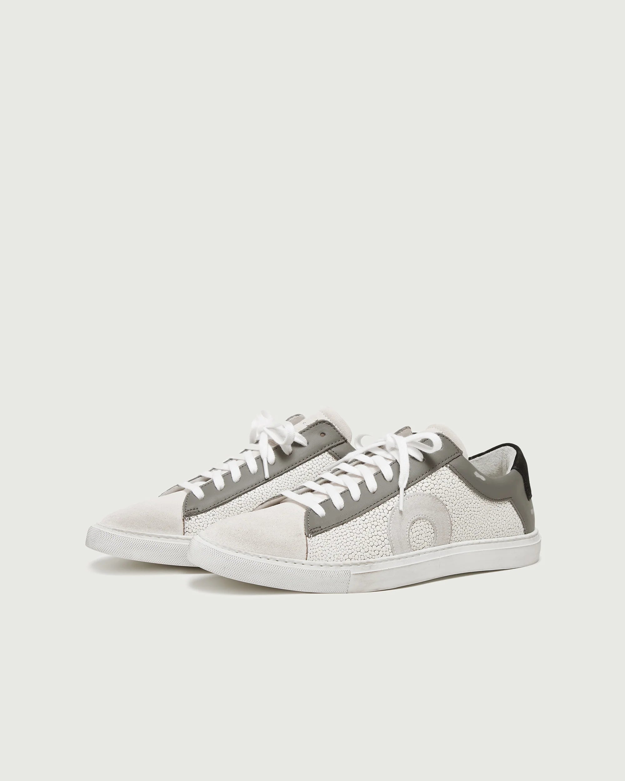Low 1 | Stingray - Image 2