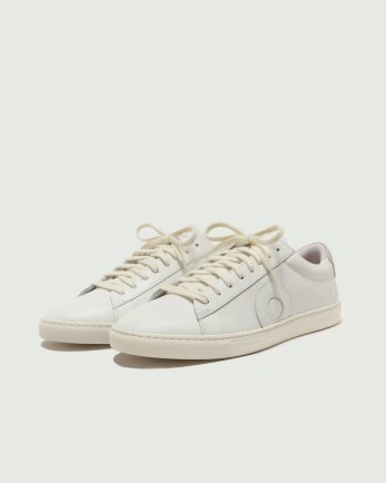 Alternative view of Low 1 | White / Limestone / Ivory